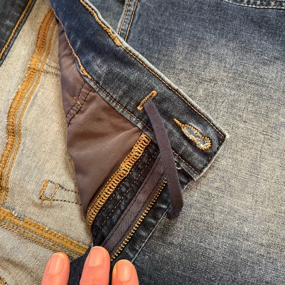 Kuhl Women's Indigo Denim Shorts - Picture 5 of 7